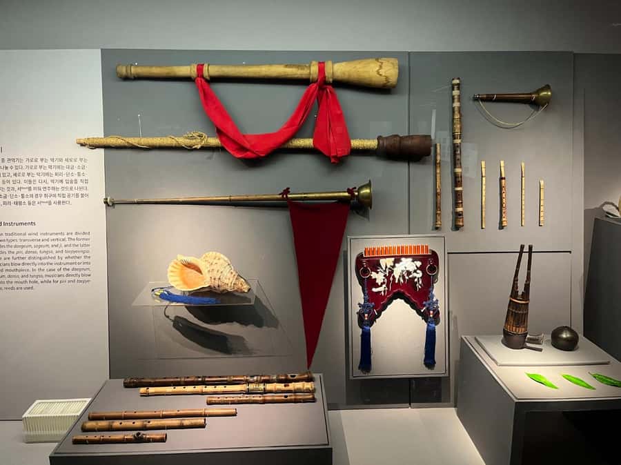 SEOUL: Gugak - Korean Traditional Music Museum&Concert Tour - Guide Elisa and the Value of English Explanations