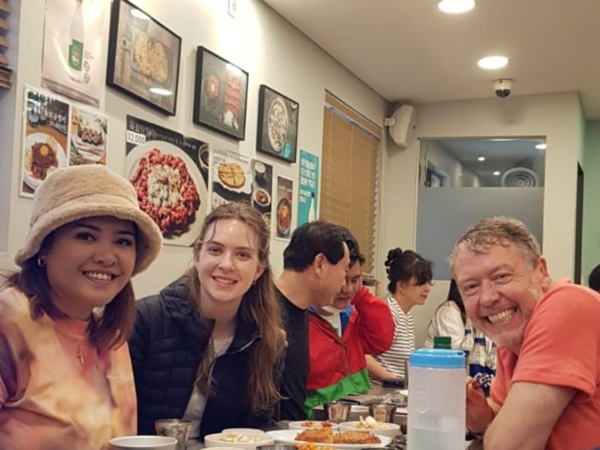 Seoul: Gwangjang Market Netflix Food Tour - Should you book the Gwangjang Market Netflix Food Tour?