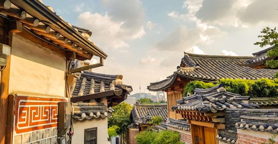 Seoul: Gyeongbok Palace and Bukchon Hanok Walking Tour - National Folk Museum of Korea Inside the Palace Grounds