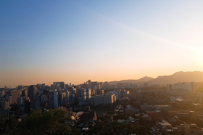 Seoul: Gyeongbok Palace, Bukchon Village, and Gwangjang Tour - Cheongha Korea Ginseng Museum: Cultural Roots and the Sales Room Reality