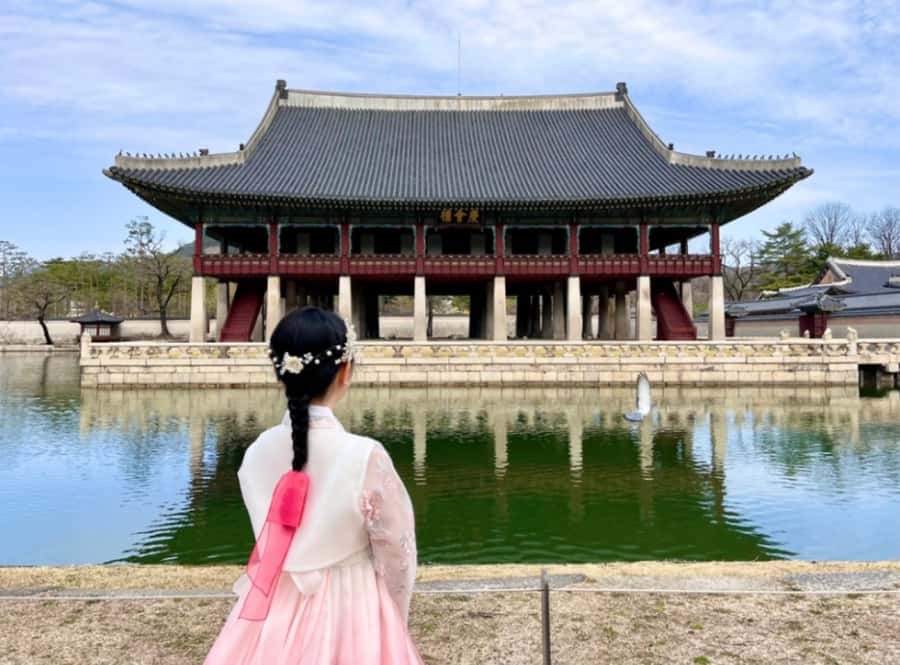 Seoul: Gyeongbokgung / Hanok Village / N Seoul Tower - Hotel Pickup, Admissions, and a 8-Hour Window You Should Plan For