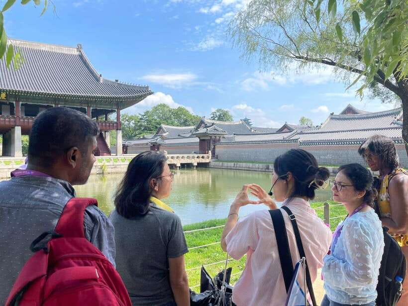 Seoul Highlights: Gyeongbok Palace, Insadong & N Seoul Tower - Gwangjang Market: Street-Food Energy Plus a Guide’s Time Management