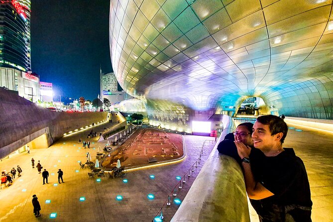 Seoul Highlights & Hidden Gems Tours by Locals: Private + Custom - From Jongno to Cheonggyecheon Stream, the calm opener