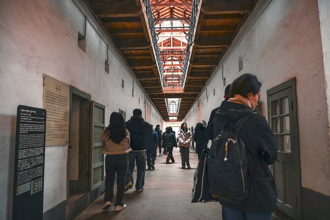 Seoul History Tour: Dark Past & Market Street Flavors - A 4-Hour Route That Links Dark History to Dinner Plans