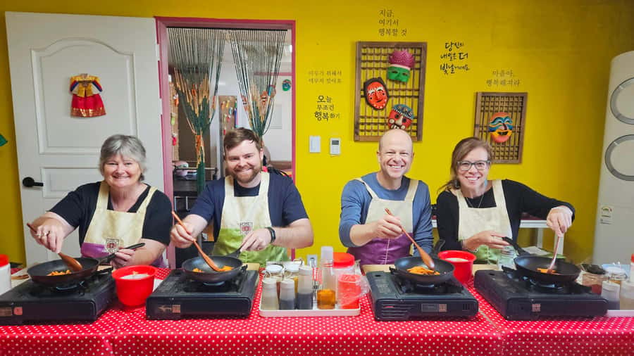 Seoul: Korean Cooking Class at a Local Home and Market Tour - Welcome Tea, Korean Phrases, and Settling Into the Kitchen
