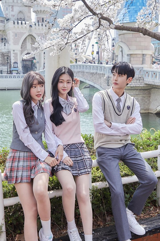 Seoul: Lotte World 1 Day Pass & Korean School Uniform Rental - Your meeting point at Gamsung Gyobok in Jamsil