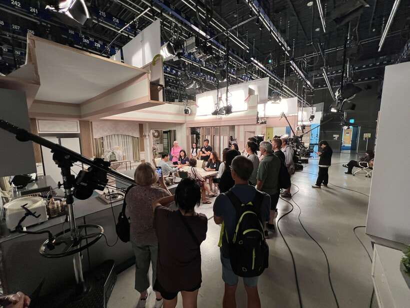 Seoul: MBC Insider Live K-Drama Rehearsal & VIP Studio Tour - Who should book this MBC Insider Live tour