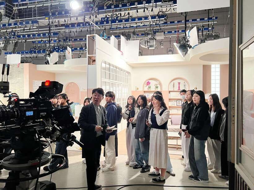 Seoul: MBC Insider Live K-Drama Rehearsal & VIP Studio Tour - MBC Dream Center: the real size of K-content production
