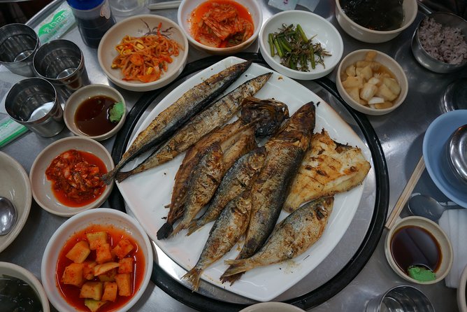 Seoul Night "Private Tour"(Korean BBQ, N-Tower, Seoul Fortress, Local Market) - Bugak Palgakjeong: Northern Hills, Big City Photos