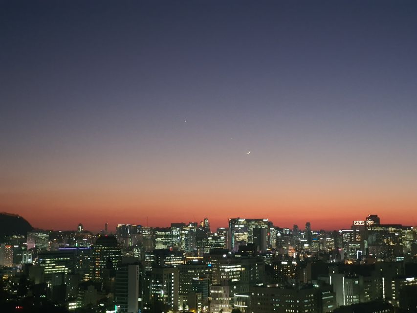 Seoul: Nighttime Hidden Gems Walking Tour - What to Wear and Bring for a Comfortable Night Walk