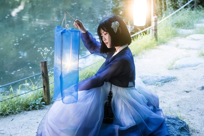 Seoul Premium Hanbok Rental at Arihanbok Photoshoot Included - Sizing Reality: How Hanbok Fit Works for Different Body Types