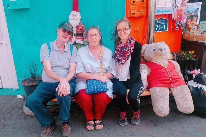 Seoul Private Custom Walking Tour with A Guide (Private Tour) - Food, Shopping, and Photo Breaks, Without Forcing Anything
