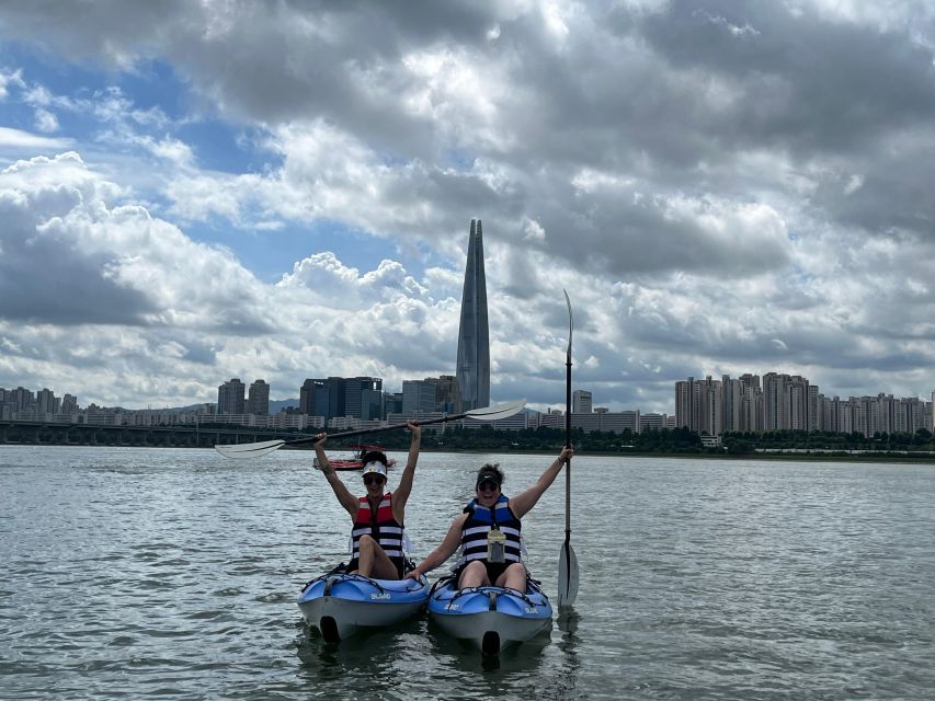 Seoul: Stand Up Paddle Board (SUP) & Kayak in Han River - Kayaking and SUP time on the Han River: skyline, sunsets, and real breathing space