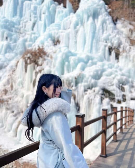 Seoul: Strawberry Picking & Eobi Ice Valley & Nami Island - Eobi Ice Valley: Frozen Waterfalls, Icy Cliffs, and Photo-Friendly Walks