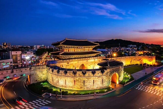 Seoul: Suwon Hwaseong & Waujeongsa & Starfield Heritage Tour - Hwaseong Haenggung Palace Inside the Fortress Grounds