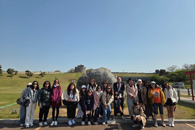 Seoul: Suwon Hwaseong & Waujeongsa & Starfield Heritage Tour - Waujeongsa Temple: Golden Reclining Buddha and a Quieter Kind of Travel