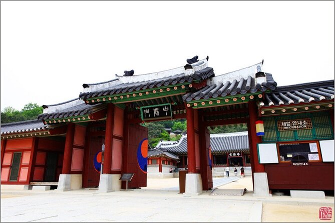 Seoul: Suwon Hwaseong & Waujeongsa & Starfield Heritage Tour - Price and What You Actually Get for $48.84
