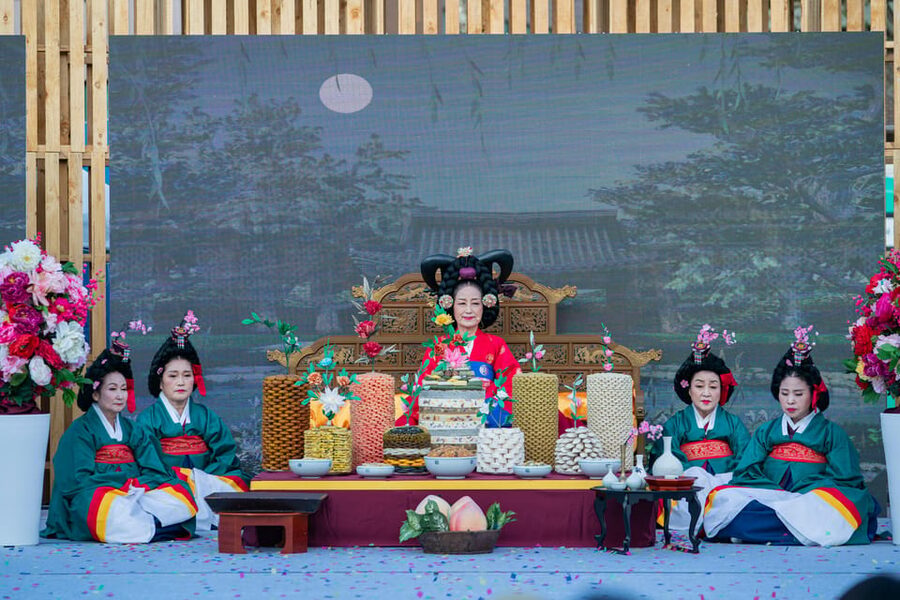 Seoul: The 62nd Suwon Hwaseong Cultural Festival Day Tour - Value and price: why $15 can make sense here