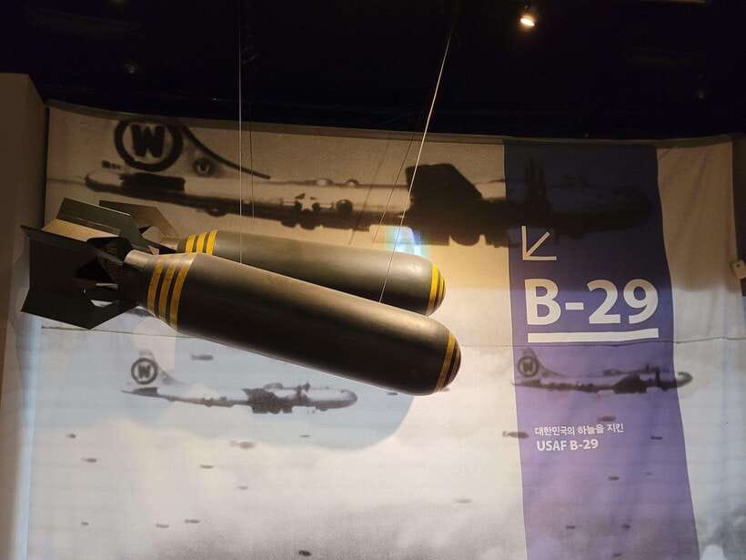 Seoul: War Memorial of Korea Private Guided Museum Tour - Balanced Storytelling, Including the Social Side of the War