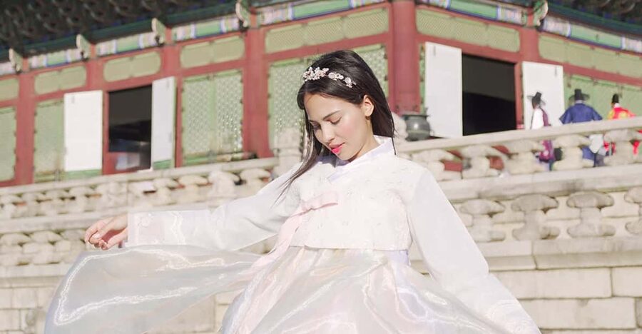 Seoul : Your Personal Photographer in Gyeongbokung - From Gyeongbokgung Station to palace photos in one hour
