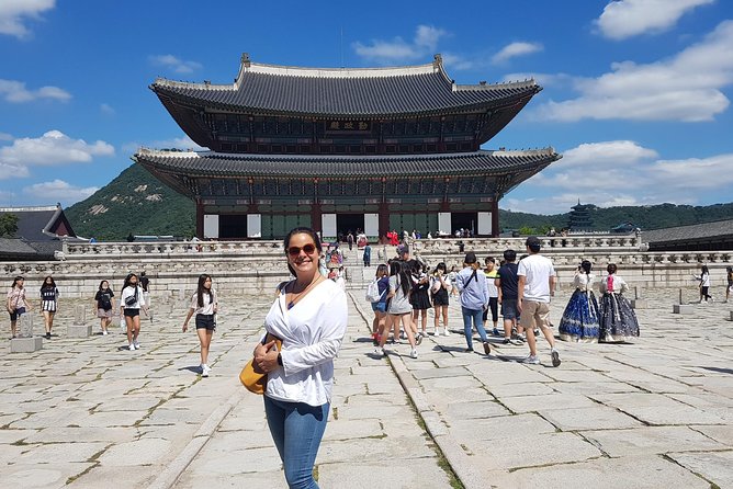 Signature Seoul : Netflix Sites, Street Food & N Seoul Tower - How this 8-hour Seoul tour really works (and who it suits)