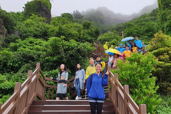 Small group Private Taxi Tour DAY experience in Jeju island - Haenyeo Museum, where Jeju’s divers power the story