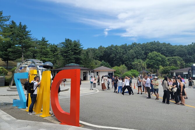 Small Group Tour to DMZ & Suspension Bridge with Hotel Pickup - Imjingak Pyeonghoa-Nuri Park: Start With the Visual Symbols of Division