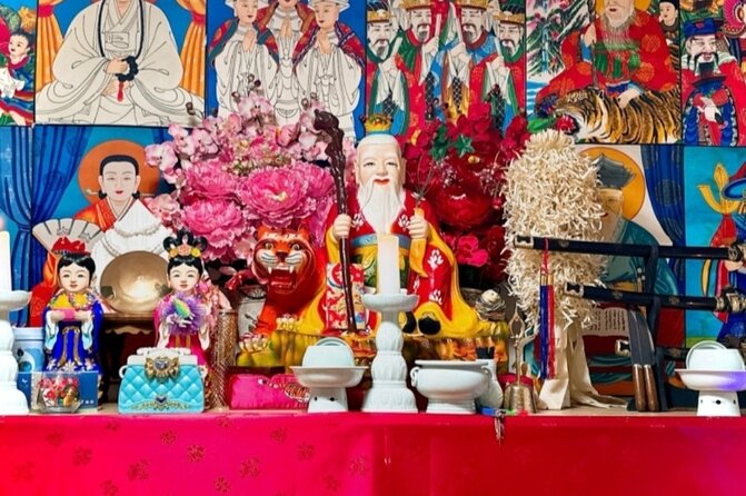 Spiritual Adventure : Into Inwangsan and Korean Shamanism - Why Inwangsan Works for Korean Shamanism