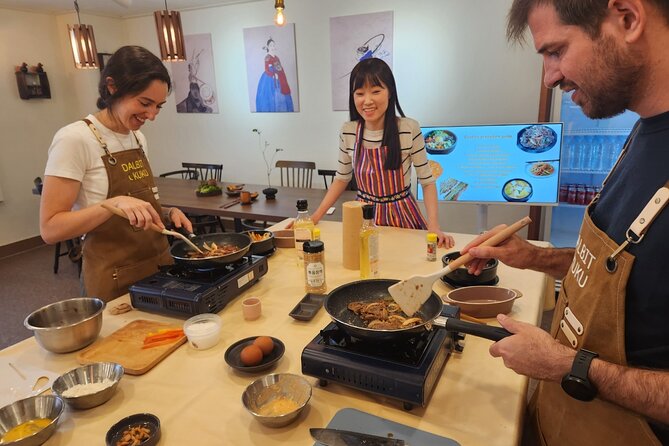 Traditional Korean 6-Dish Cooking Class + Hidden Alley Tour Seoul - Your Six-Dish Menu: What You Cook (and Why It Matters)
