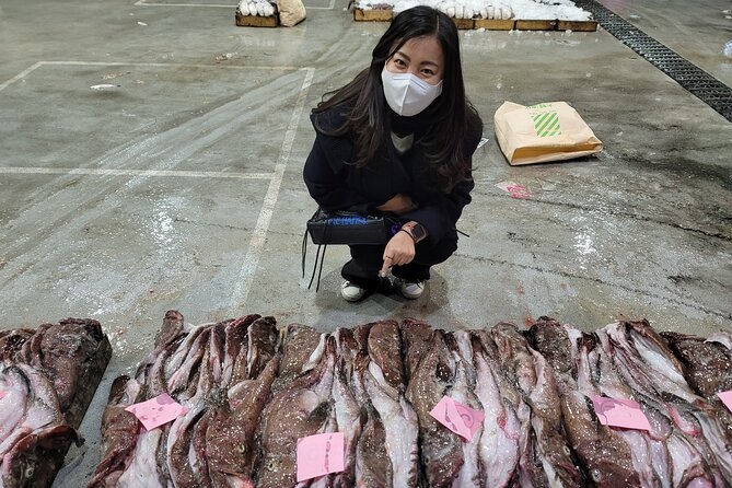 Visit Busan night market and enjoy the night view of Busan harbor - Jagalchi night market lanes: eat first, then explore